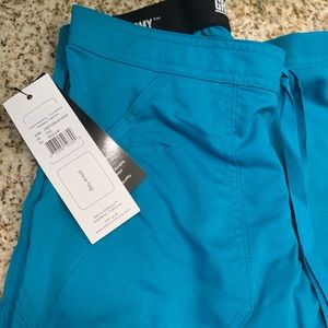Scrubs pants sx teal color